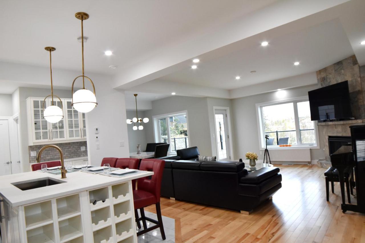 Aurora Guest House 옐로나이프 외부 사진